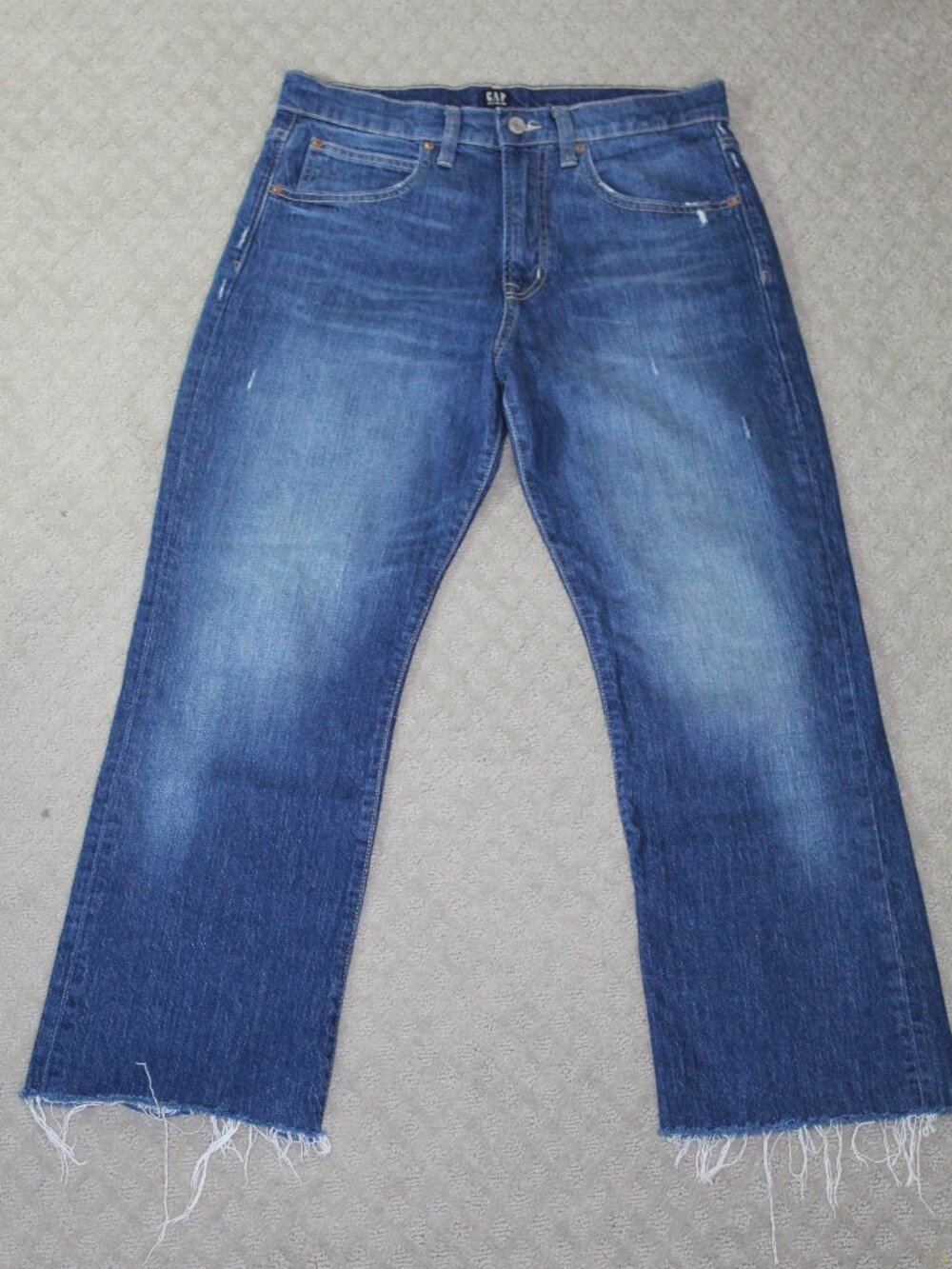 Gap 1969 Size 6 / 28R High Rise Medium Blue Wide Leg Raw Hem Denim Jeans